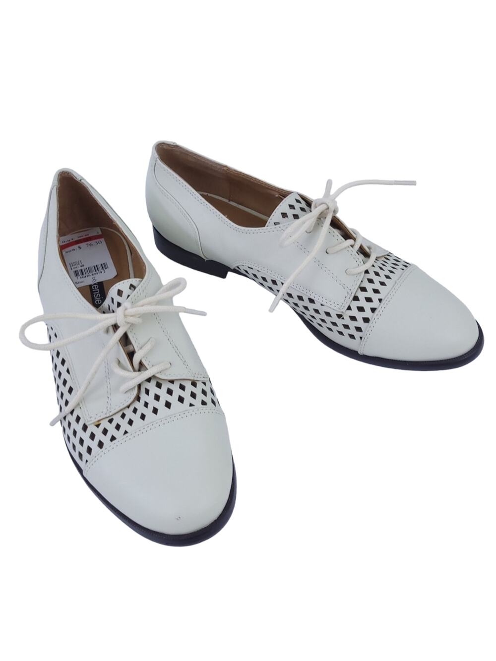 NEW Kensie Ramsey Leather Lasercut Oxford Flat Size 8 Cream, Off White, Academia
